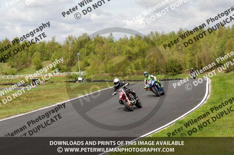 Three Sisters;Three Sisters photographs;Three Sisters trackday photographs;enduro digital images;event digital images;eventdigitalimages;lydden no limits trackday;no limits trackdays;peter wileman photography;racing digital images;trackday digital images;trackday photos