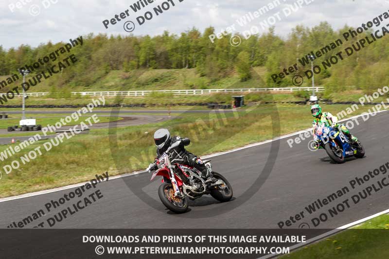 Three Sisters;Three Sisters photographs;Three Sisters trackday photographs;enduro digital images;event digital images;eventdigitalimages;lydden no limits trackday;no limits trackdays;peter wileman photography;racing digital images;trackday digital images;trackday photos