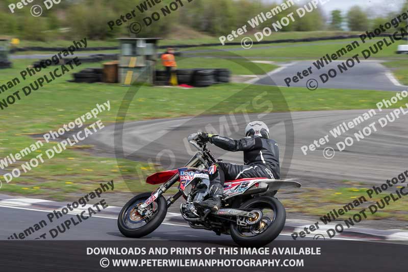 Three Sisters;Three Sisters photographs;Three Sisters trackday photographs;enduro digital images;event digital images;eventdigitalimages;lydden no limits trackday;no limits trackdays;peter wileman photography;racing digital images;trackday digital images;trackday photos
