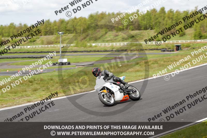 Three Sisters;Three Sisters photographs;Three Sisters trackday photographs;enduro digital images;event digital images;eventdigitalimages;lydden no limits trackday;no limits trackdays;peter wileman photography;racing digital images;trackday digital images;trackday photos