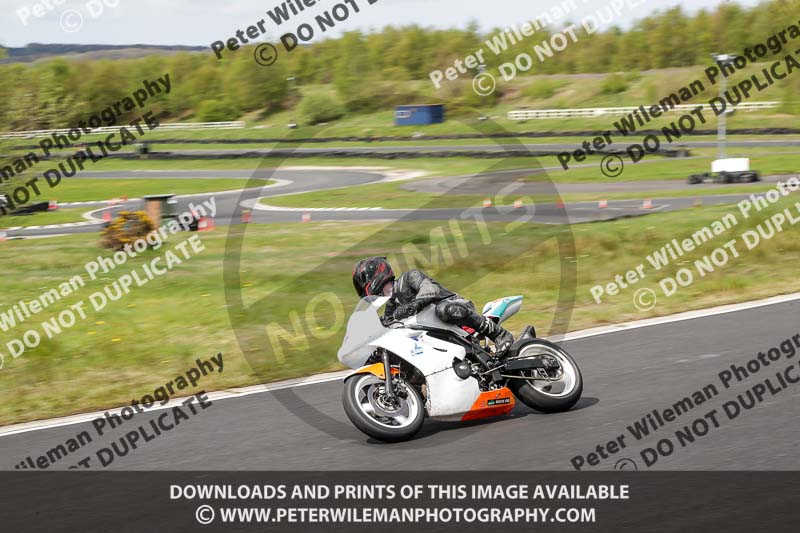 Three Sisters;Three Sisters photographs;Three Sisters trackday photographs;enduro digital images;event digital images;eventdigitalimages;lydden no limits trackday;no limits trackdays;peter wileman photography;racing digital images;trackday digital images;trackday photos