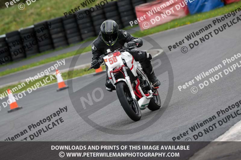 Three Sisters;Three Sisters photographs;Three Sisters trackday photographs;enduro digital images;event digital images;eventdigitalimages;lydden no limits trackday;no limits trackdays;peter wileman photography;racing digital images;trackday digital images;trackday photos
