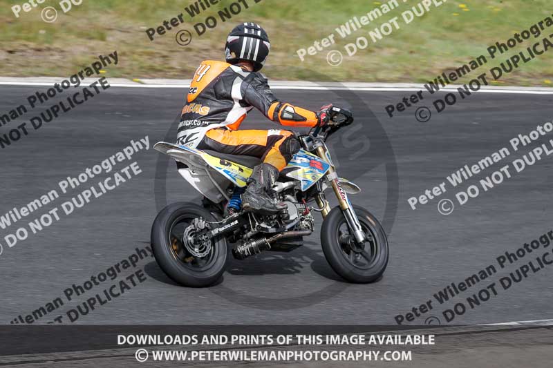 Three Sisters;Three Sisters photographs;Three Sisters trackday photographs;enduro digital images;event digital images;eventdigitalimages;lydden no limits trackday;no limits trackdays;peter wileman photography;racing digital images;trackday digital images;trackday photos