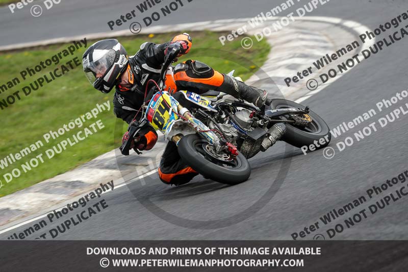 Three Sisters;Three Sisters photographs;Three Sisters trackday photographs;enduro digital images;event digital images;eventdigitalimages;lydden no limits trackday;no limits trackdays;peter wileman photography;racing digital images;trackday digital images;trackday photos
