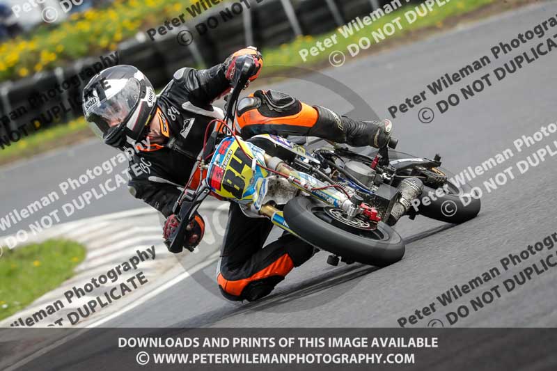 Three Sisters;Three Sisters photographs;Three Sisters trackday photographs;enduro digital images;event digital images;eventdigitalimages;lydden no limits trackday;no limits trackdays;peter wileman photography;racing digital images;trackday digital images;trackday photos