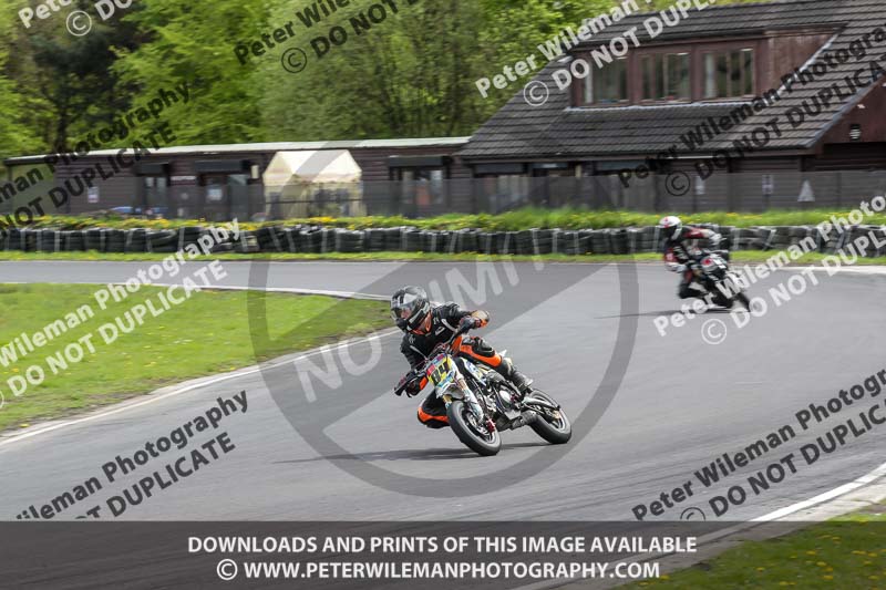Three Sisters;Three Sisters photographs;Three Sisters trackday photographs;enduro digital images;event digital images;eventdigitalimages;lydden no limits trackday;no limits trackdays;peter wileman photography;racing digital images;trackday digital images;trackday photos