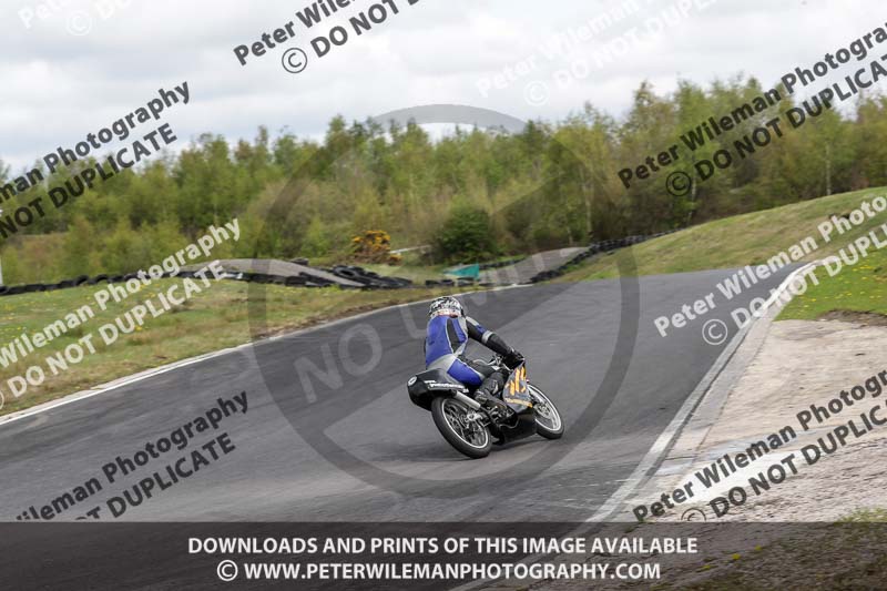 Three Sisters;Three Sisters photographs;Three Sisters trackday photographs;enduro digital images;event digital images;eventdigitalimages;lydden no limits trackday;no limits trackdays;peter wileman photography;racing digital images;trackday digital images;trackday photos