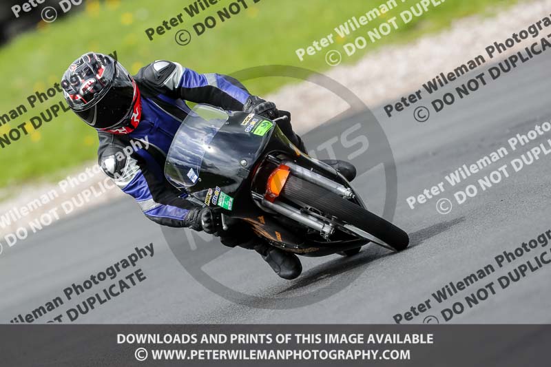 Three Sisters;Three Sisters photographs;Three Sisters trackday photographs;enduro digital images;event digital images;eventdigitalimages;lydden no limits trackday;no limits trackdays;peter wileman photography;racing digital images;trackday digital images;trackday photos