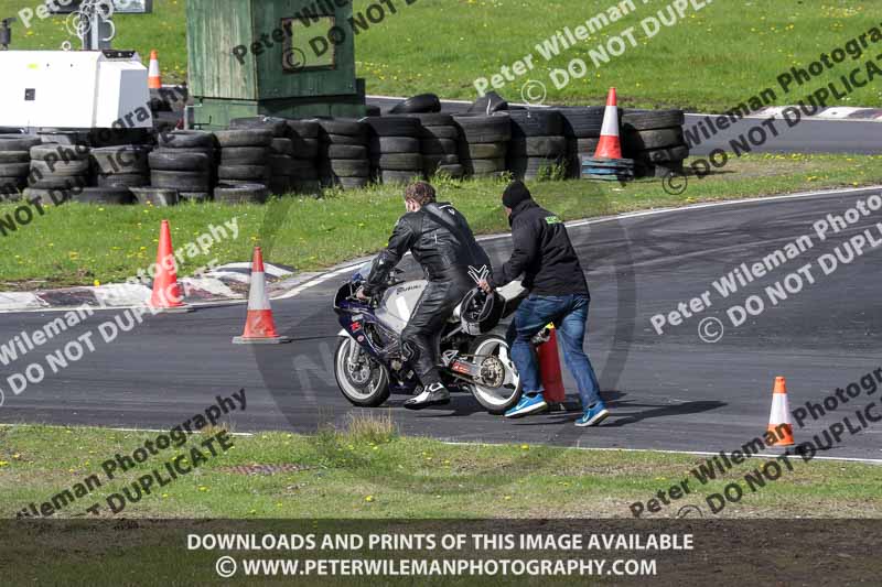 Three Sisters;Three Sisters photographs;Three Sisters trackday photographs;enduro digital images;event digital images;eventdigitalimages;lydden no limits trackday;no limits trackdays;peter wileman photography;racing digital images;trackday digital images;trackday photos