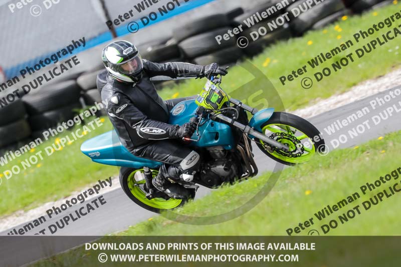 Three Sisters;Three Sisters photographs;Three Sisters trackday photographs;enduro digital images;event digital images;eventdigitalimages;lydden no limits trackday;no limits trackdays;peter wileman photography;racing digital images;trackday digital images;trackday photos