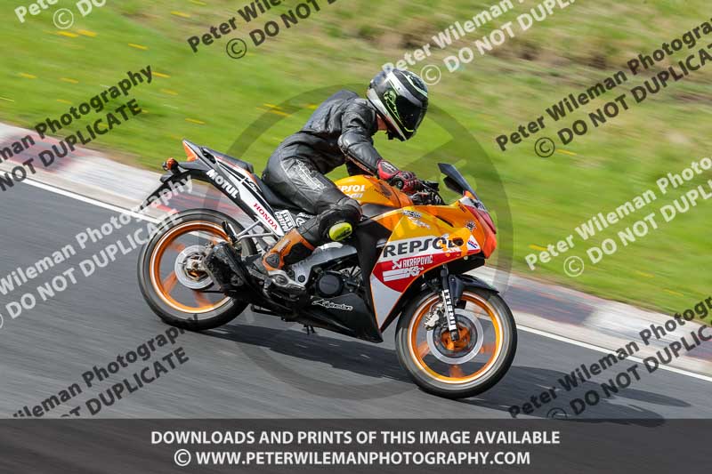 Three Sisters;Three Sisters photographs;Three Sisters trackday photographs;enduro digital images;event digital images;eventdigitalimages;lydden no limits trackday;no limits trackdays;peter wileman photography;racing digital images;trackday digital images;trackday photos