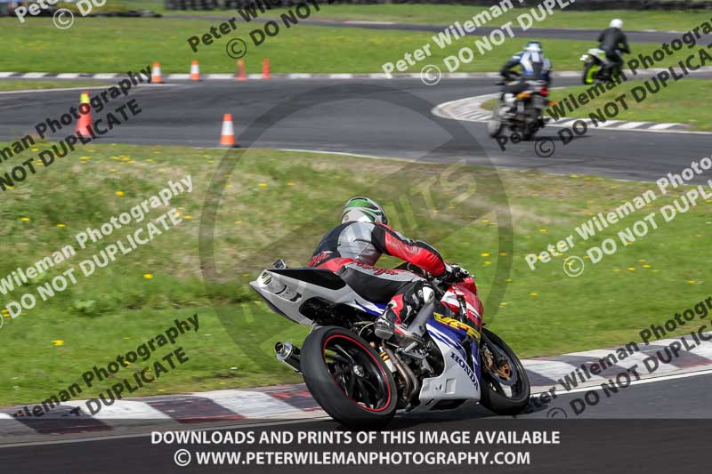 Three Sisters;Three Sisters photographs;Three Sisters trackday photographs;enduro digital images;event digital images;eventdigitalimages;lydden no limits trackday;no limits trackdays;peter wileman photography;racing digital images;trackday digital images;trackday photos