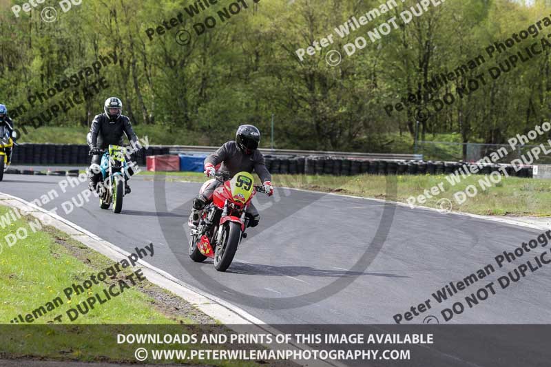 Three Sisters;Three Sisters photographs;Three Sisters trackday photographs;enduro digital images;event digital images;eventdigitalimages;lydden no limits trackday;no limits trackdays;peter wileman photography;racing digital images;trackday digital images;trackday photos