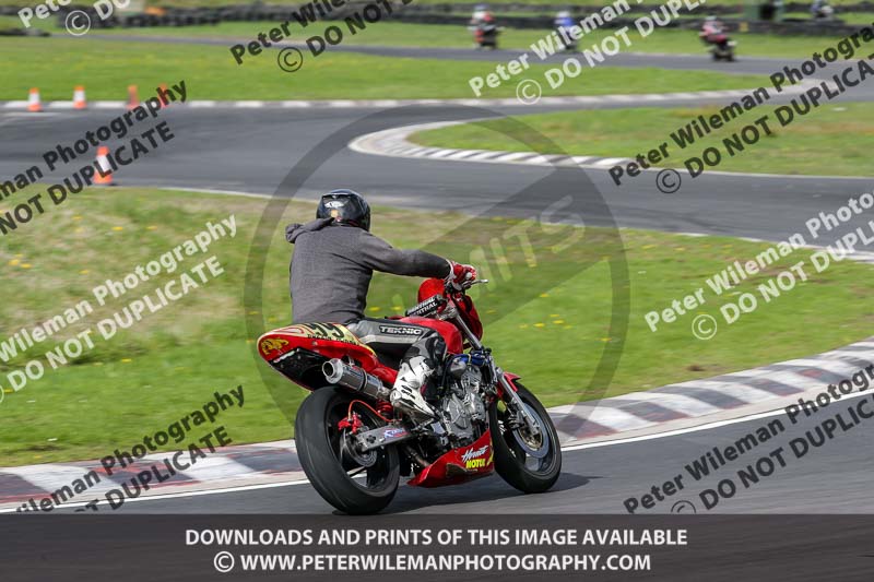 Three Sisters;Three Sisters photographs;Three Sisters trackday photographs;enduro digital images;event digital images;eventdigitalimages;lydden no limits trackday;no limits trackdays;peter wileman photography;racing digital images;trackday digital images;trackday photos