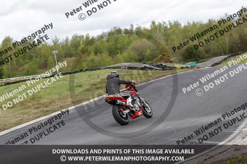 Three Sisters;Three Sisters photographs;Three Sisters trackday photographs;enduro digital images;event digital images;eventdigitalimages;lydden no limits trackday;no limits trackdays;peter wileman photography;racing digital images;trackday digital images;trackday photos