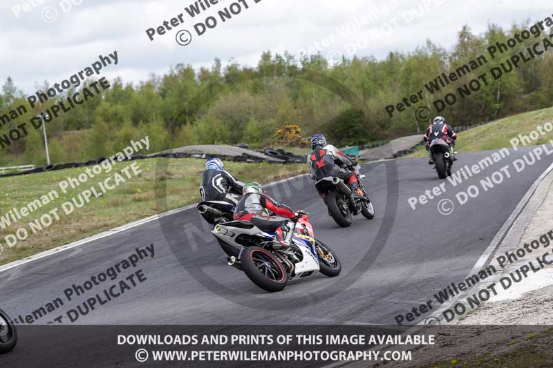 Three Sisters;Three Sisters photographs;Three Sisters trackday photographs;enduro digital images;event digital images;eventdigitalimages;lydden no limits trackday;no limits trackdays;peter wileman photography;racing digital images;trackday digital images;trackday photos