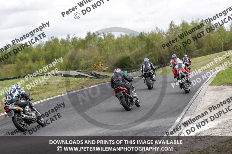 Three Sisters;Three Sisters photographs;Three Sisters trackday photographs;enduro digital images;event digital images;eventdigitalimages;lydden no limits trackday;no limits trackdays;peter wileman photography;racing digital images;trackday digital images;trackday photos