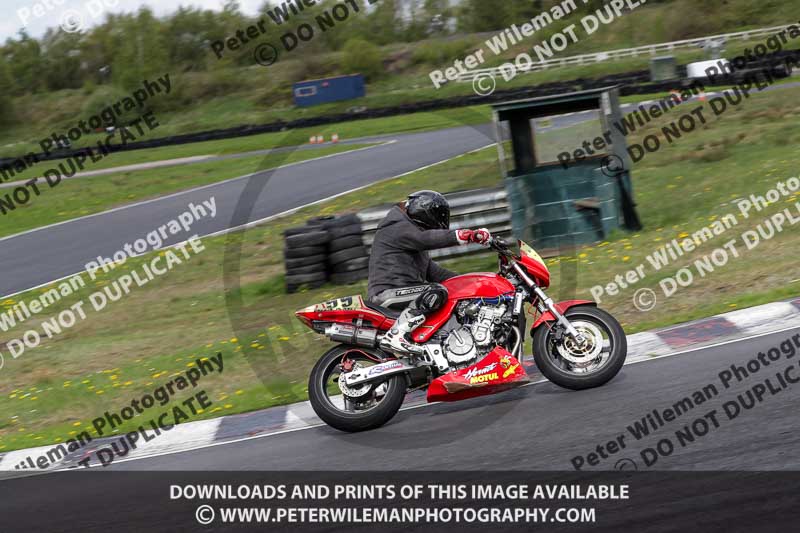 Three Sisters;Three Sisters photographs;Three Sisters trackday photographs;enduro digital images;event digital images;eventdigitalimages;lydden no limits trackday;no limits trackdays;peter wileman photography;racing digital images;trackday digital images;trackday photos