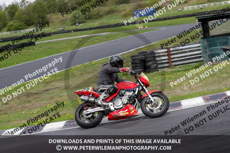 Three Sisters;Three Sisters photographs;Three Sisters trackday photographs;enduro digital images;event digital images;eventdigitalimages;lydden no limits trackday;no limits trackdays;peter wileman photography;racing digital images;trackday digital images;trackday photos