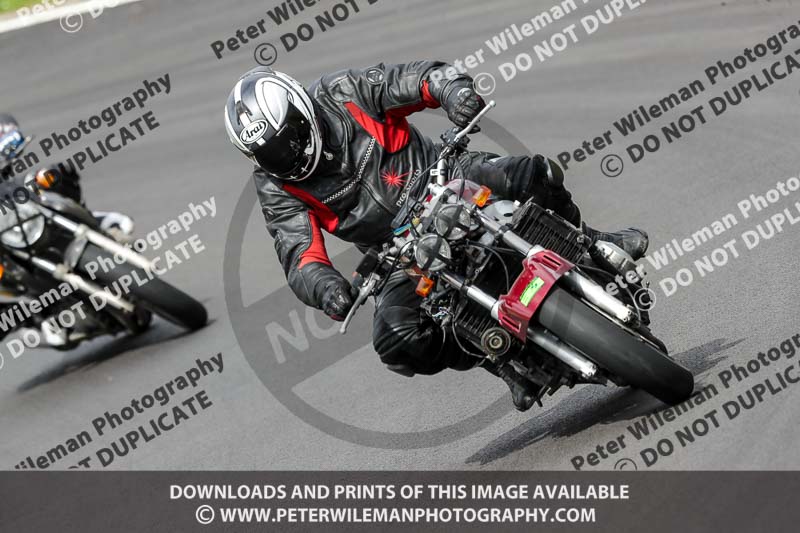 Three Sisters;Three Sisters photographs;Three Sisters trackday photographs;enduro digital images;event digital images;eventdigitalimages;lydden no limits trackday;no limits trackdays;peter wileman photography;racing digital images;trackday digital images;trackday photos