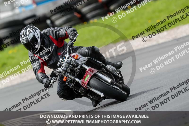 Three Sisters;Three Sisters photographs;Three Sisters trackday photographs;enduro digital images;event digital images;eventdigitalimages;lydden no limits trackday;no limits trackdays;peter wileman photography;racing digital images;trackday digital images;trackday photos