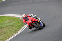 Three-Sisters;Three-Sisters-photographs;Three-Sisters-trackday-photographs;enduro-digital-images;event-digital-images;eventdigitalimages;lydden-no-limits-trackday;no-limits-trackdays;peter-wileman-photography;racing-digital-images;trackday-digital-images;trackday-photos