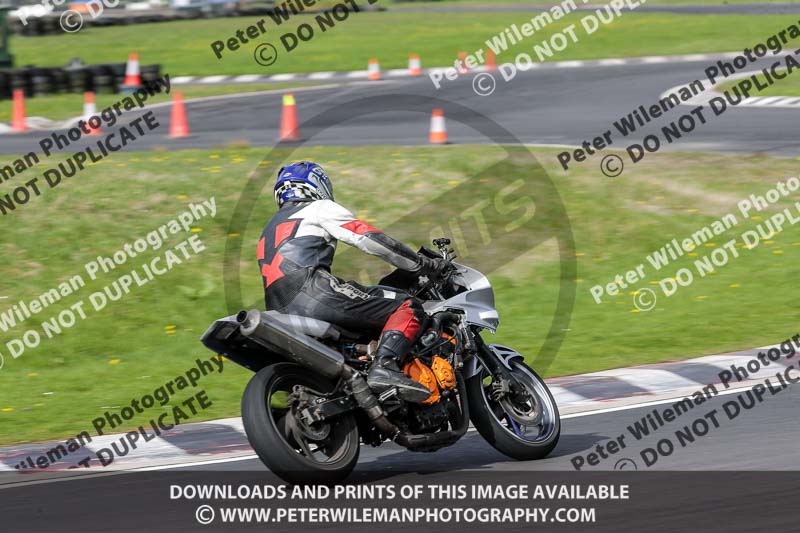 Three Sisters;Three Sisters photographs;Three Sisters trackday photographs;enduro digital images;event digital images;eventdigitalimages;lydden no limits trackday;no limits trackdays;peter wileman photography;racing digital images;trackday digital images;trackday photos