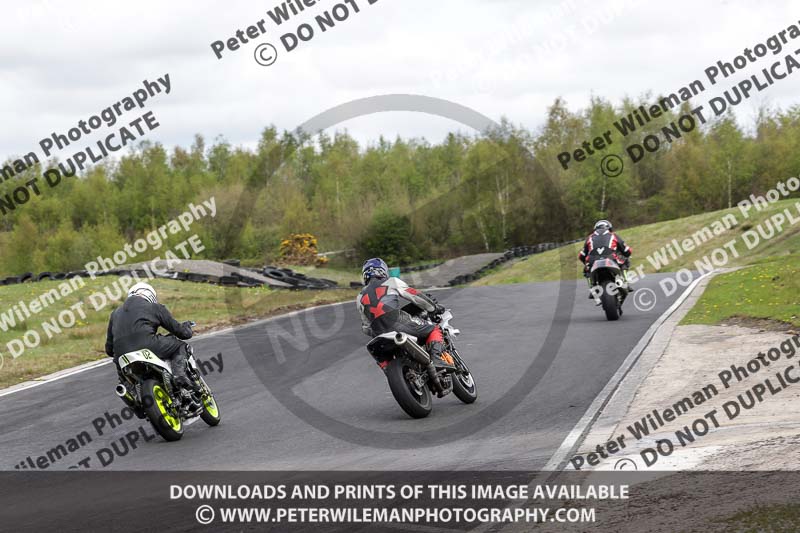Three Sisters;Three Sisters photographs;Three Sisters trackday photographs;enduro digital images;event digital images;eventdigitalimages;lydden no limits trackday;no limits trackdays;peter wileman photography;racing digital images;trackday digital images;trackday photos