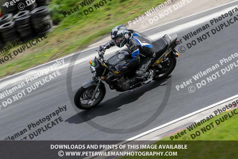 Three Sisters;Three Sisters photographs;Three Sisters trackday photographs;enduro digital images;event digital images;eventdigitalimages;lydden no limits trackday;no limits trackdays;peter wileman photography;racing digital images;trackday digital images;trackday photos