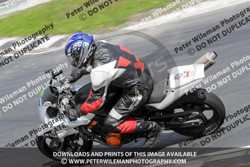 Three Sisters;Three Sisters photographs;Three Sisters trackday photographs;enduro digital images;event digital images;eventdigitalimages;lydden no limits trackday;no limits trackdays;peter wileman photography;racing digital images;trackday digital images;trackday photos