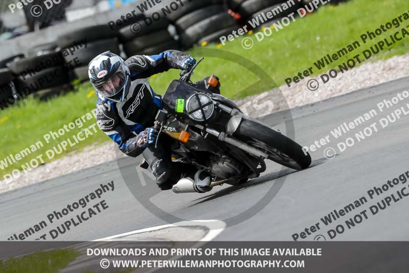 Three Sisters;Three Sisters photographs;Three Sisters trackday photographs;enduro digital images;event digital images;eventdigitalimages;lydden no limits trackday;no limits trackdays;peter wileman photography;racing digital images;trackday digital images;trackday photos