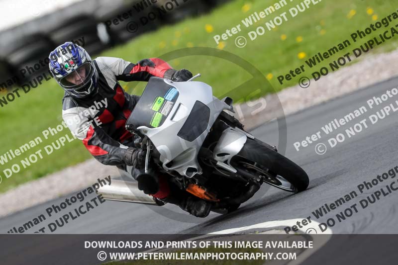 Three Sisters;Three Sisters photographs;Three Sisters trackday photographs;enduro digital images;event digital images;eventdigitalimages;lydden no limits trackday;no limits trackdays;peter wileman photography;racing digital images;trackday digital images;trackday photos