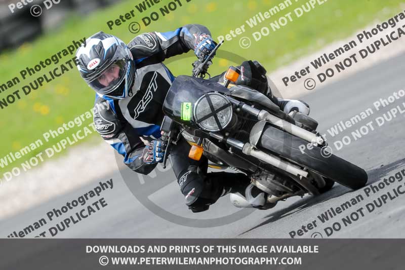 Three Sisters;Three Sisters photographs;Three Sisters trackday photographs;enduro digital images;event digital images;eventdigitalimages;lydden no limits trackday;no limits trackdays;peter wileman photography;racing digital images;trackday digital images;trackday photos