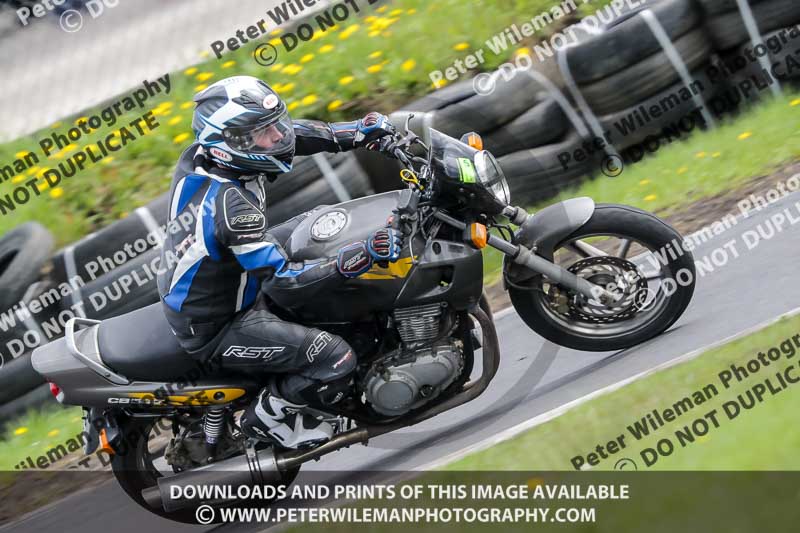 Three Sisters;Three Sisters photographs;Three Sisters trackday photographs;enduro digital images;event digital images;eventdigitalimages;lydden no limits trackday;no limits trackdays;peter wileman photography;racing digital images;trackday digital images;trackday photos