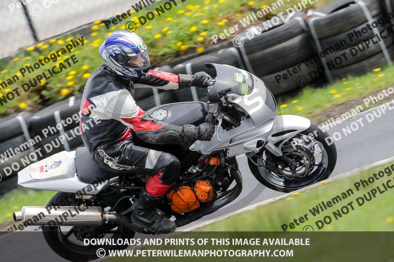 Three Sisters;Three Sisters photographs;Three Sisters trackday photographs;enduro digital images;event digital images;eventdigitalimages;lydden no limits trackday;no limits trackdays;peter wileman photography;racing digital images;trackday digital images;trackday photos