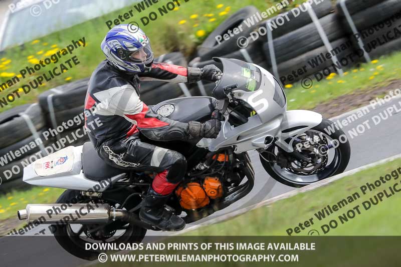 Three Sisters;Three Sisters photographs;Three Sisters trackday photographs;enduro digital images;event digital images;eventdigitalimages;lydden no limits trackday;no limits trackdays;peter wileman photography;racing digital images;trackday digital images;trackday photos
