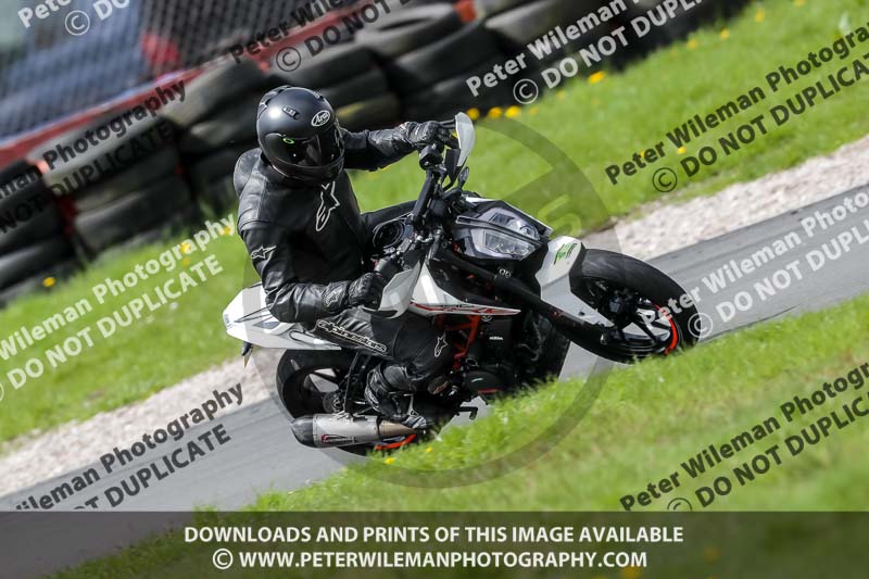 Three Sisters;Three Sisters photographs;Three Sisters trackday photographs;enduro digital images;event digital images;eventdigitalimages;lydden no limits trackday;no limits trackdays;peter wileman photography;racing digital images;trackday digital images;trackday photos
