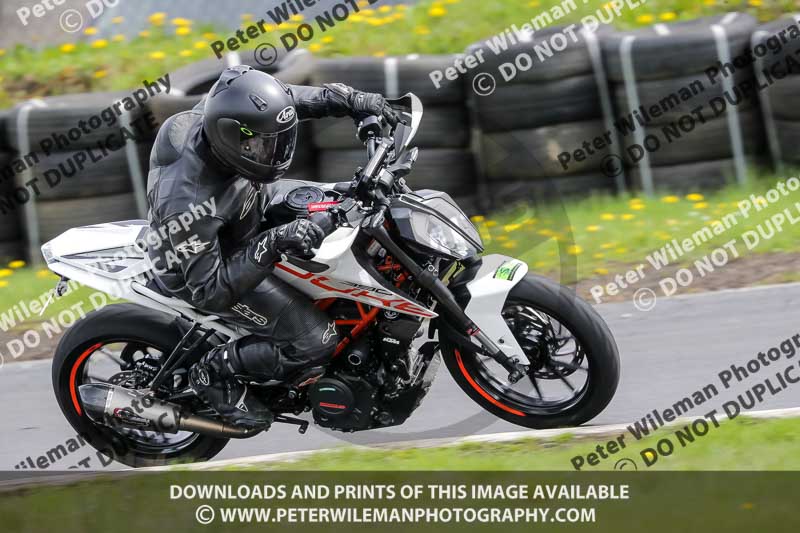 Three Sisters;Three Sisters photographs;Three Sisters trackday photographs;enduro digital images;event digital images;eventdigitalimages;lydden no limits trackday;no limits trackdays;peter wileman photography;racing digital images;trackday digital images;trackday photos