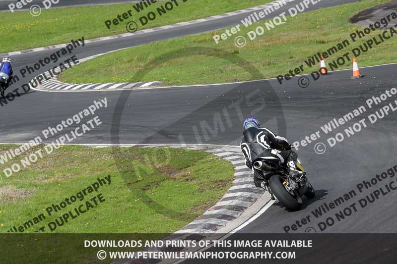 Three Sisters;Three Sisters photographs;Three Sisters trackday photographs;enduro digital images;event digital images;eventdigitalimages;lydden no limits trackday;no limits trackdays;peter wileman photography;racing digital images;trackday digital images;trackday photos