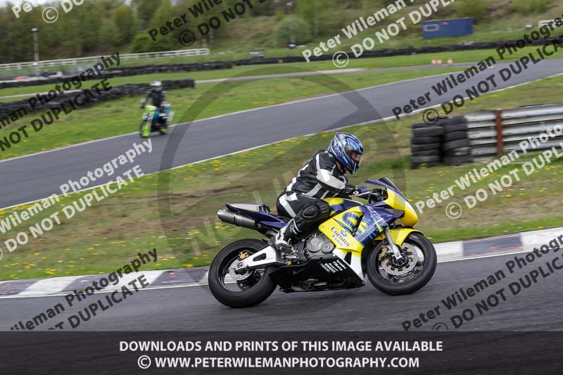 Three Sisters;Three Sisters photographs;Three Sisters trackday photographs;enduro digital images;event digital images;eventdigitalimages;lydden no limits trackday;no limits trackdays;peter wileman photography;racing digital images;trackday digital images;trackday photos