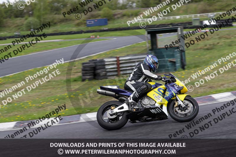 Three Sisters;Three Sisters photographs;Three Sisters trackday photographs;enduro digital images;event digital images;eventdigitalimages;lydden no limits trackday;no limits trackdays;peter wileman photography;racing digital images;trackday digital images;trackday photos