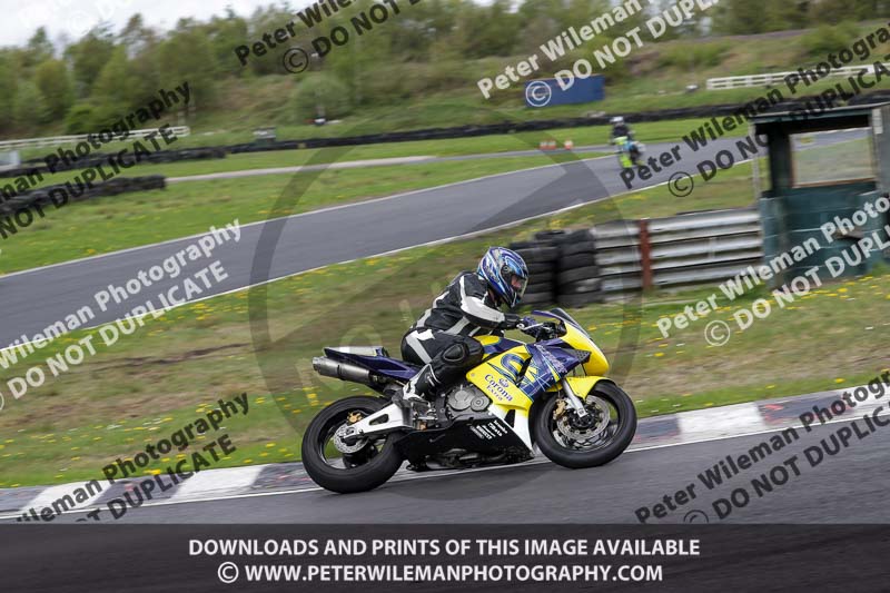Three Sisters;Three Sisters photographs;Three Sisters trackday photographs;enduro digital images;event digital images;eventdigitalimages;lydden no limits trackday;no limits trackdays;peter wileman photography;racing digital images;trackday digital images;trackday photos