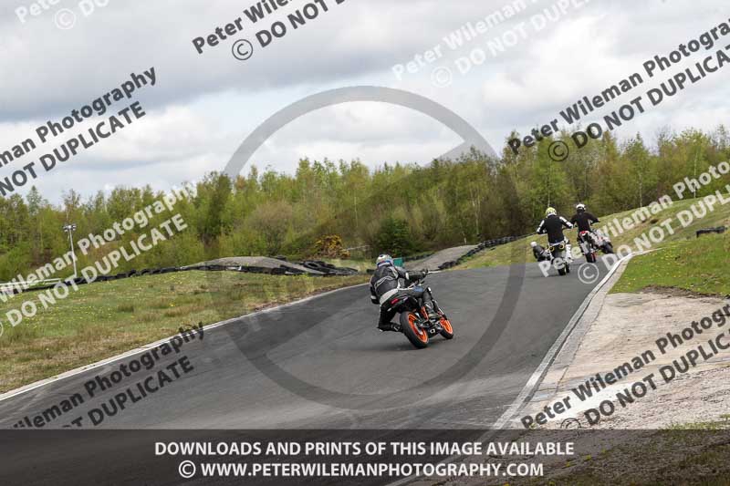 Three Sisters;Three Sisters photographs;Three Sisters trackday photographs;enduro digital images;event digital images;eventdigitalimages;lydden no limits trackday;no limits trackdays;peter wileman photography;racing digital images;trackday digital images;trackday photos