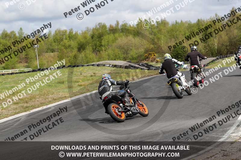 Three Sisters;Three Sisters photographs;Three Sisters trackday photographs;enduro digital images;event digital images;eventdigitalimages;lydden no limits trackday;no limits trackdays;peter wileman photography;racing digital images;trackday digital images;trackday photos