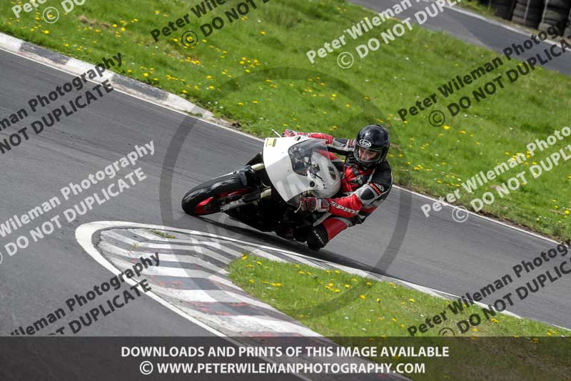Three Sisters;Three Sisters photographs;Three Sisters trackday photographs;enduro digital images;event digital images;eventdigitalimages;lydden no limits trackday;no limits trackdays;peter wileman photography;racing digital images;trackday digital images;trackday photos