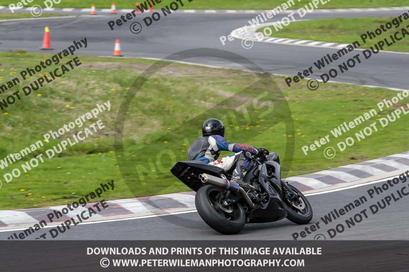 Three Sisters;Three Sisters photographs;Three Sisters trackday photographs;enduro digital images;event digital images;eventdigitalimages;lydden no limits trackday;no limits trackdays;peter wileman photography;racing digital images;trackday digital images;trackday photos