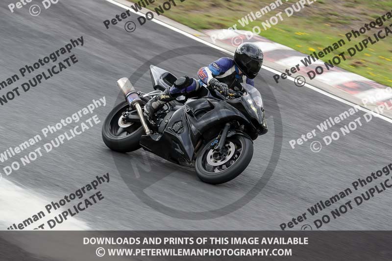 Three Sisters;Three Sisters photographs;Three Sisters trackday photographs;enduro digital images;event digital images;eventdigitalimages;lydden no limits trackday;no limits trackdays;peter wileman photography;racing digital images;trackday digital images;trackday photos