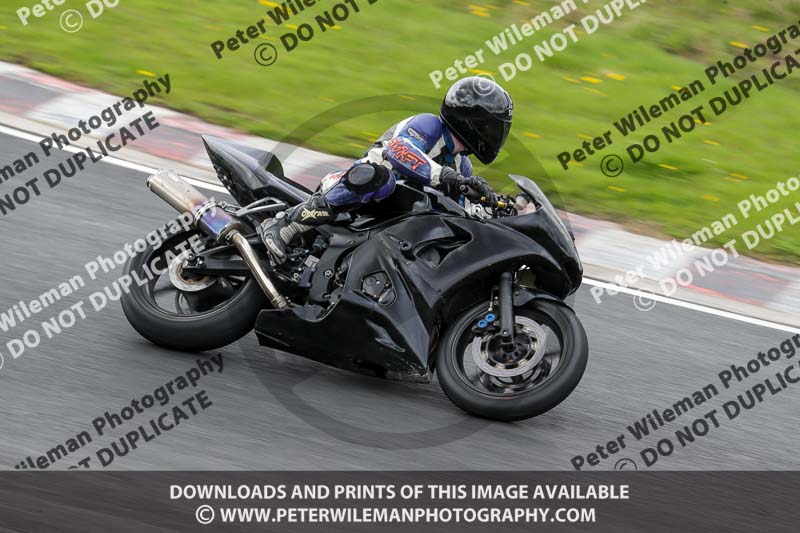 Three Sisters;Three Sisters photographs;Three Sisters trackday photographs;enduro digital images;event digital images;eventdigitalimages;lydden no limits trackday;no limits trackdays;peter wileman photography;racing digital images;trackday digital images;trackday photos