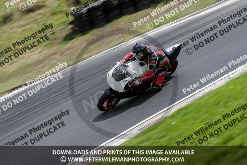 Three Sisters;Three Sisters photographs;Three Sisters trackday photographs;enduro digital images;event digital images;eventdigitalimages;lydden no limits trackday;no limits trackdays;peter wileman photography;racing digital images;trackday digital images;trackday photos