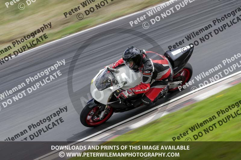 Three Sisters;Three Sisters photographs;Three Sisters trackday photographs;enduro digital images;event digital images;eventdigitalimages;lydden no limits trackday;no limits trackdays;peter wileman photography;racing digital images;trackday digital images;trackday photos